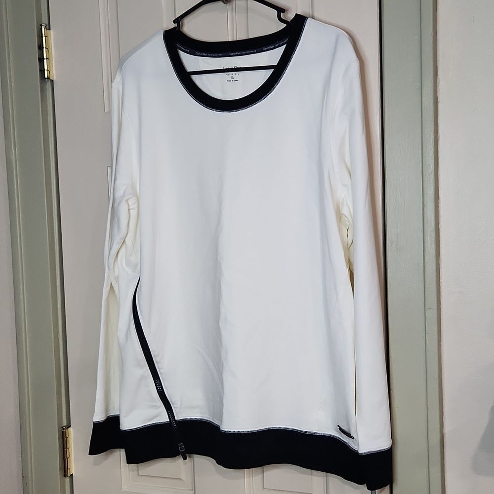 💥Brand New!💥 Calvin Klein Women's Long-Sleeve Top - SIZE XL